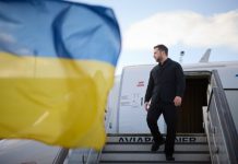 Зеленський прибув до Великої Британії